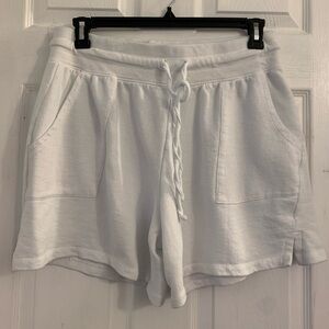 Women’s plus size White Drawstring Lounge Shorts. Size 1X $10